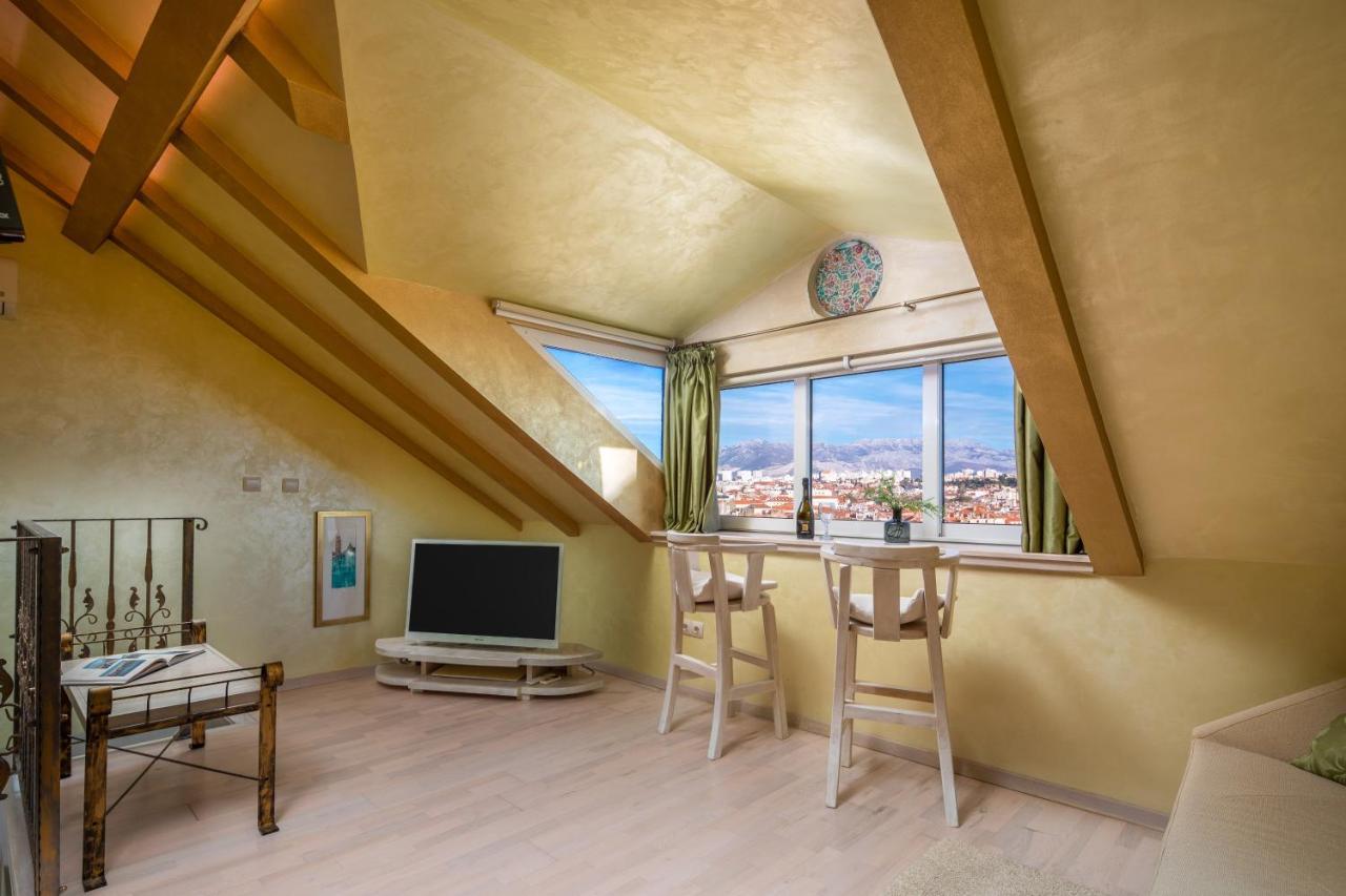 Royal Apartment Varos Split Exteriör bild